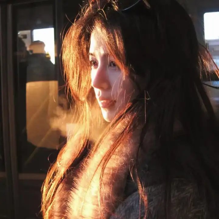 黄金国度，小小总裁敢爱我